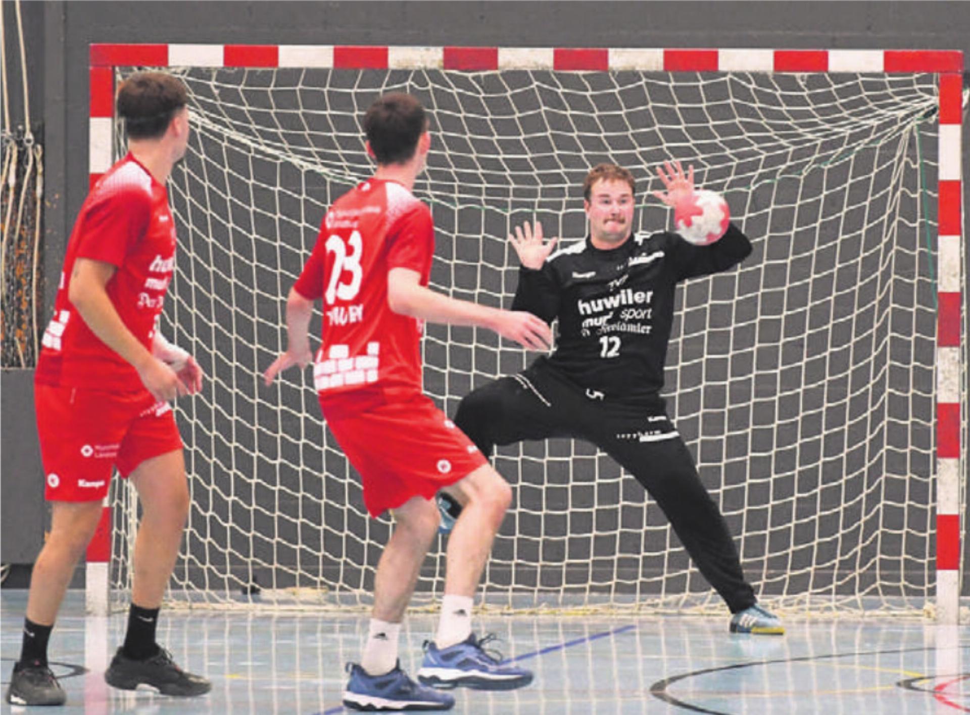 Ivo Rütimann (rechts) ist einer von drei Muri-Goalies, die beim Saisonstart gegen Siggenthal/Baden-Endingen gefordert sind. Bild: tvm - Das Bild wird blockiert. – Möglicherweise durch einen aktiven Adblocker.