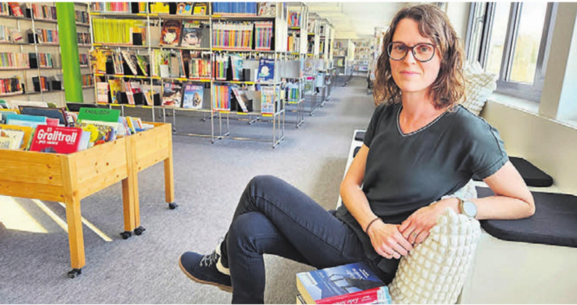 Maria Schär liebt es, physische Bücher zu lesen. Bild: zg - Das Bild wird blockiert. – Möglicherweise durch einen aktiven Adblocker.