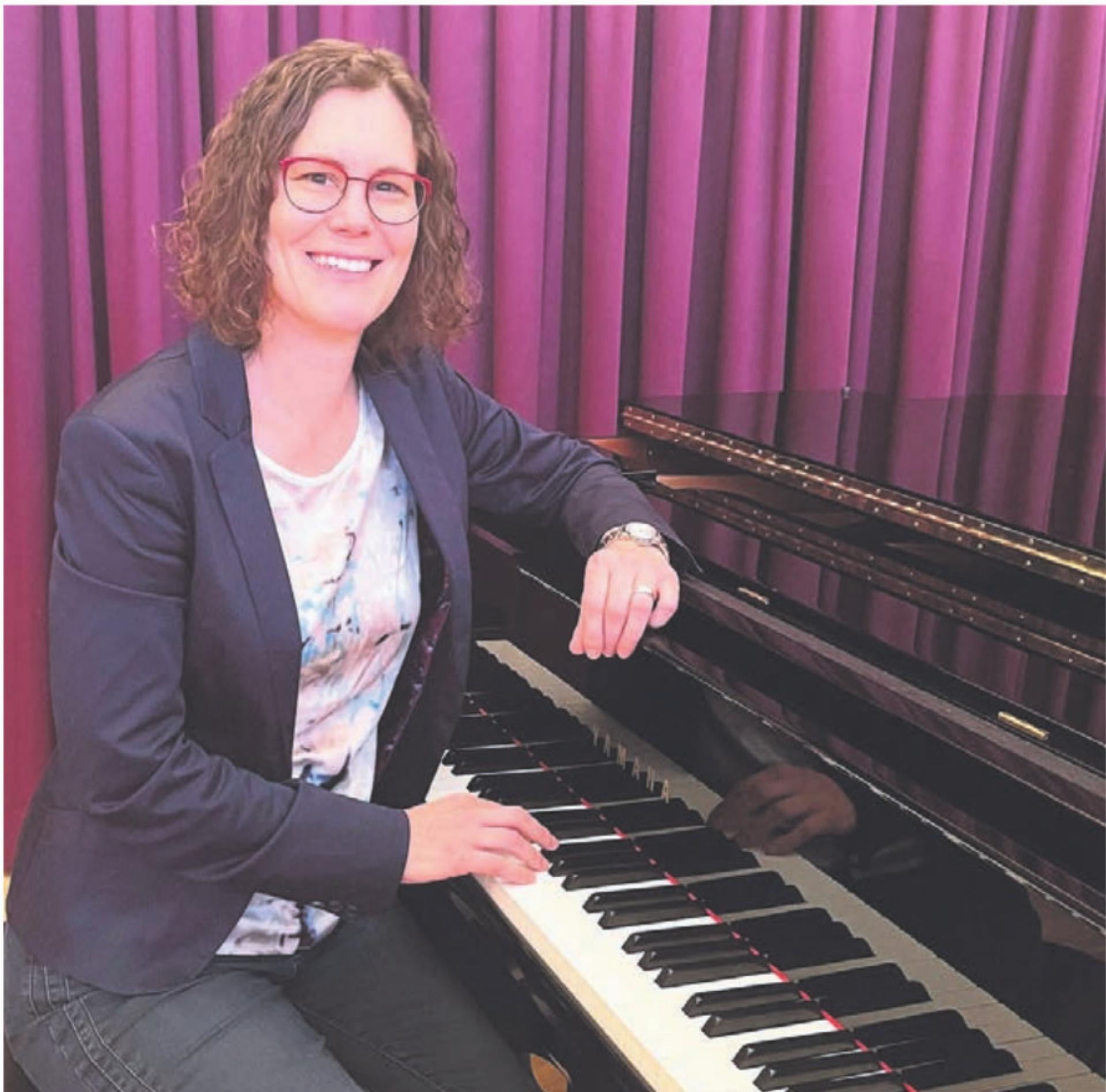 Steffi Bieri begeistert am Ende April im Bürgisserhus. Bild: zg - Das Bild wird blockiert. – Möglicherweise durch einen aktiven Adblocker.