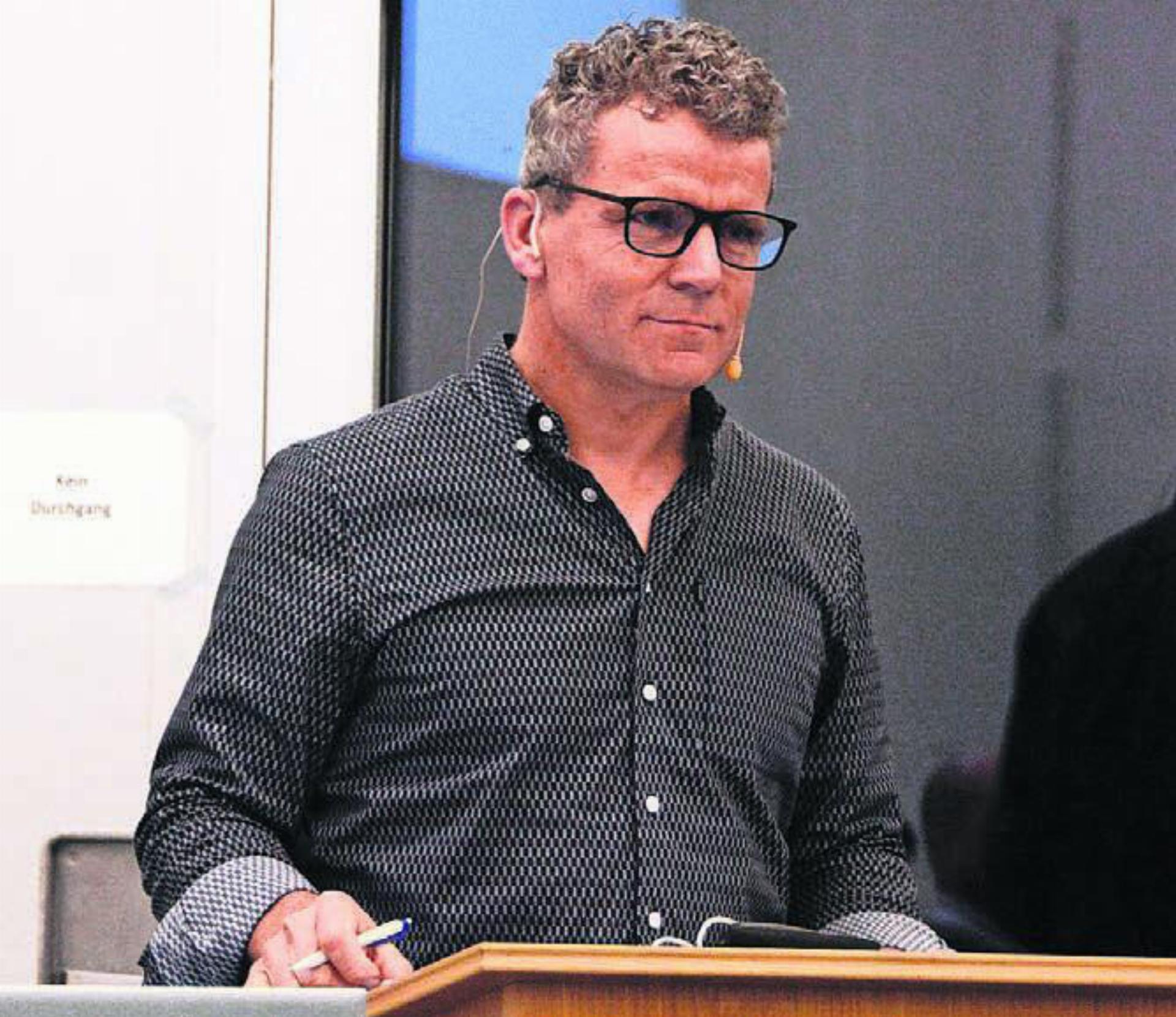 Rainer Heggli (links) ist Gemeindeammann in Merenschwand, Peter Keusch in Bettwil. Beiden wird ihr Amt strittig gemacht.
Bilder: Archiv - Das Bild wird blockiert. – Möglicherweise durch einen aktiven Adblocker.
