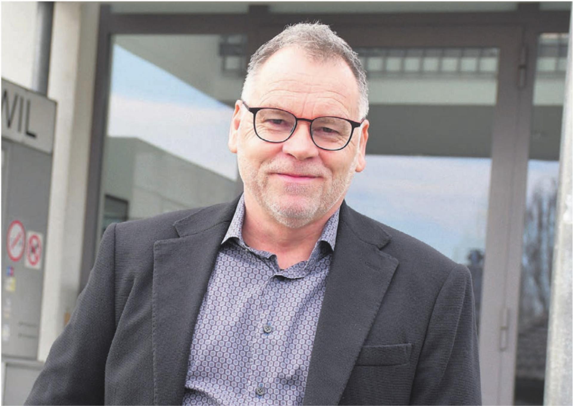 Dem neuen Gemeindeammann Jörg Haslimeier ist die Nähe zur Verwaltung und zur Bevölkerung wichtig. Das betont er im Gespräch und schliesst dabei auch die Gemeinderäte mit ein. Bild: Verena Anna Wigger - Das Bild wird blockiert. – Möglicherweise durch einen aktiven Adblocker.