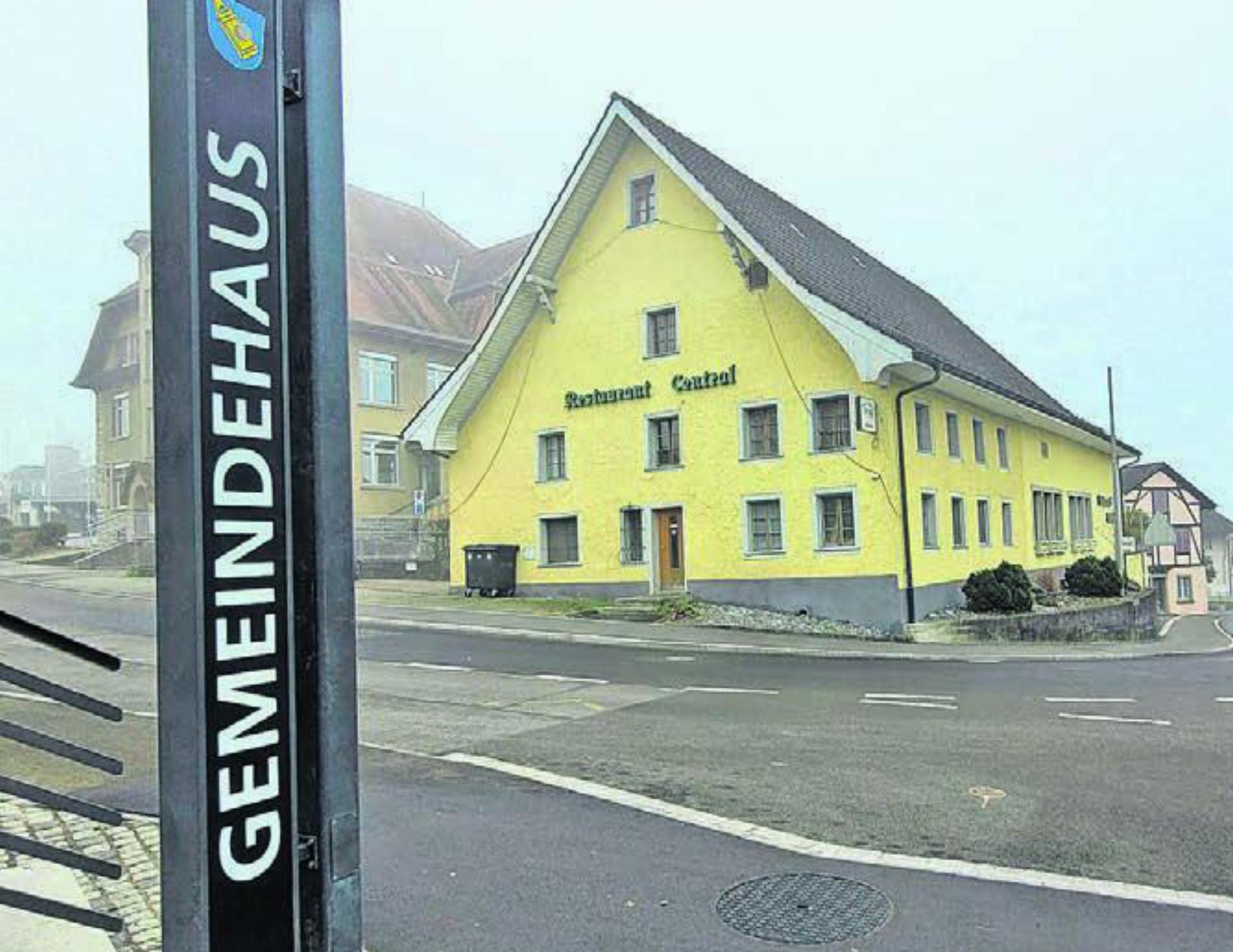 Das «Central» in Hägglingen kann weiter als Asylunterkunft genutzt werden. Der Vertrag wurde bis Ende 2031 verlängert. Bild: Archiv
