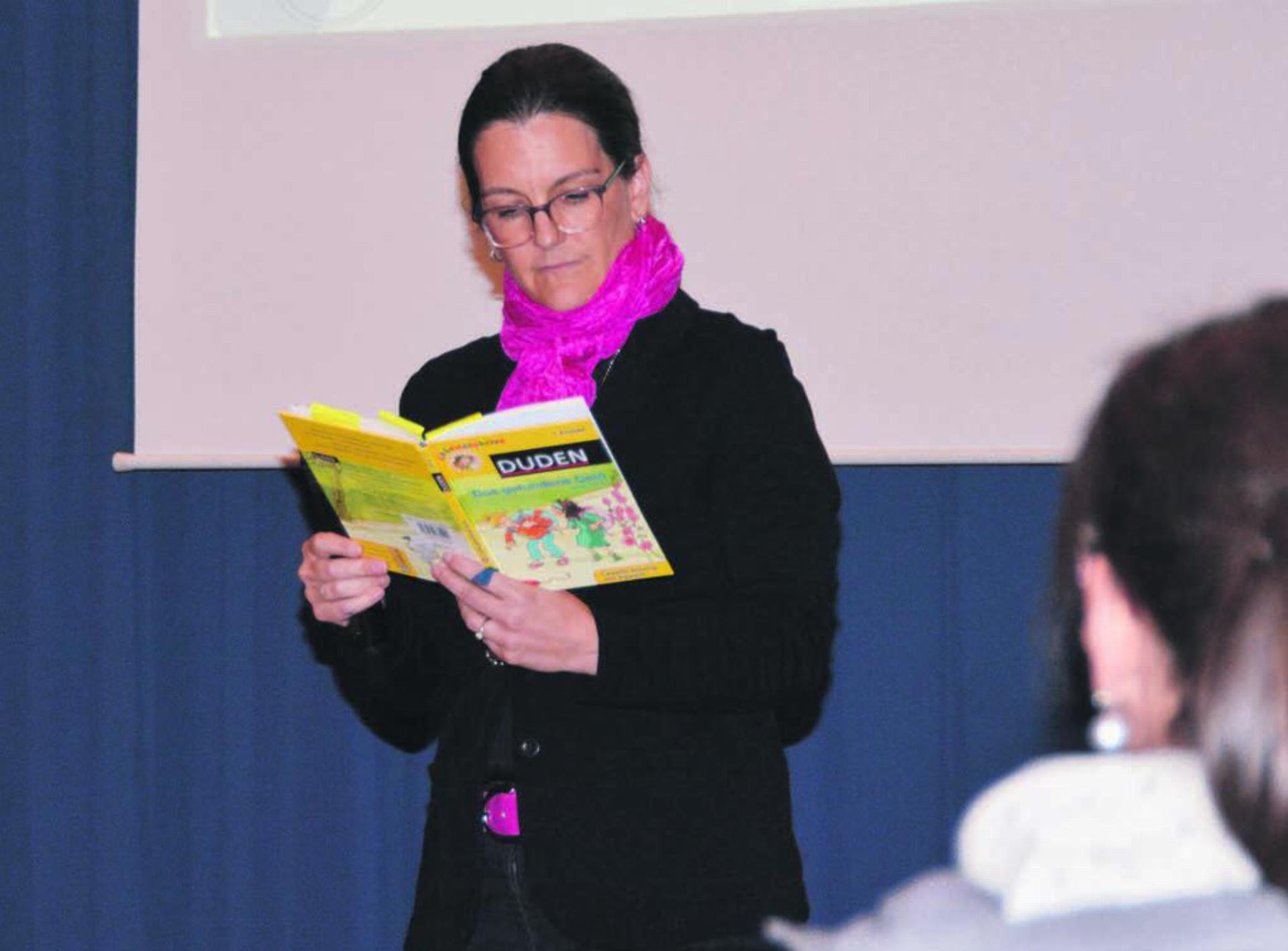Simone Hoffmann findet, dass finanzielle Bildung nicht früh genug anfangen kann. Bild: Annemarie Keusch