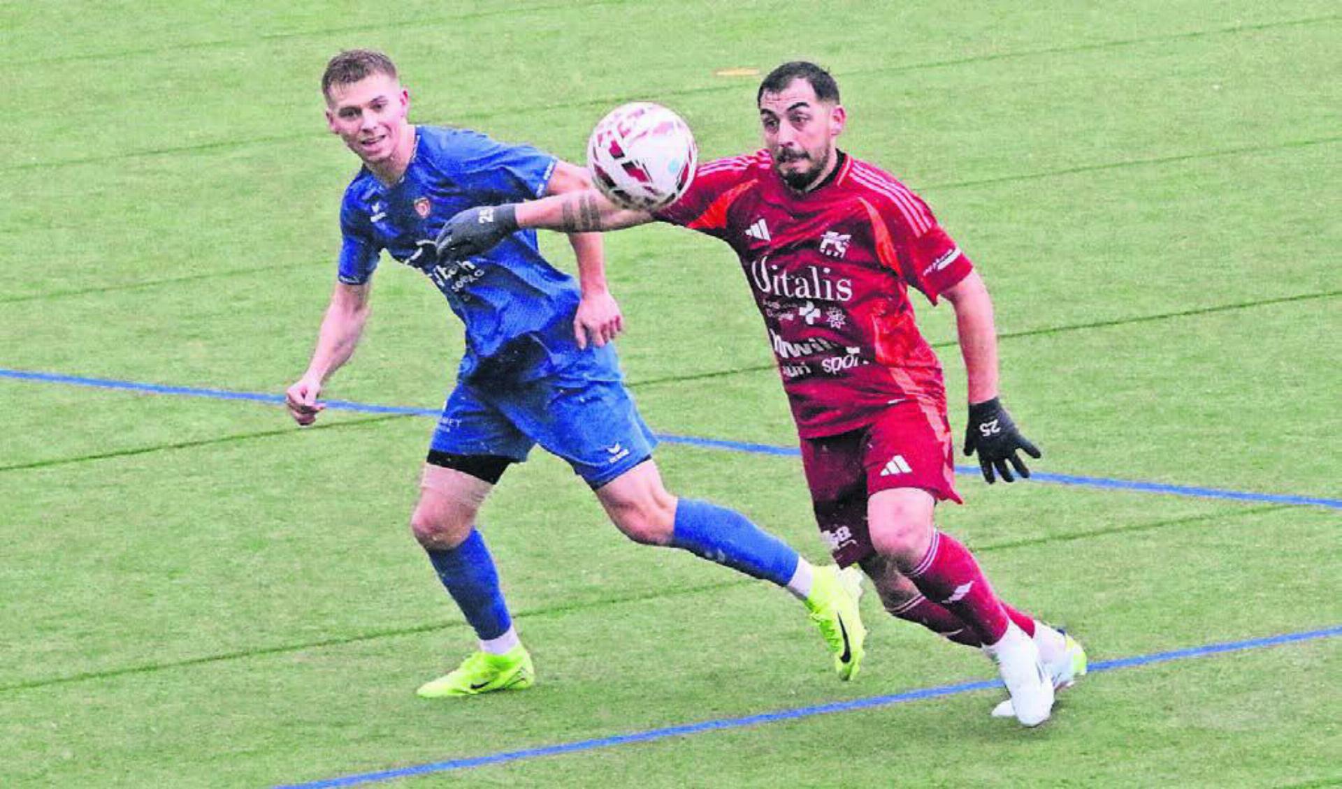 Bitter. Der FC Muri verliert das Spiel und durch die Verletzung von Luigi Milicaj (rechts) auch einen Leistungsträger. Bild: Josip Lasic
