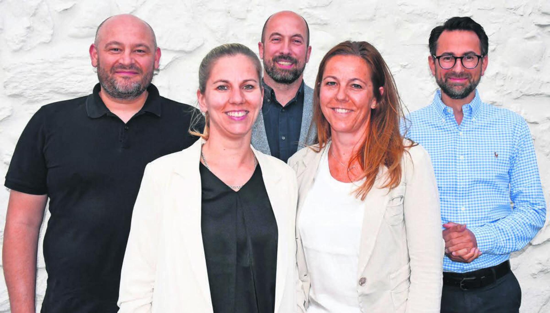 Der Vorstand will zuversichtlich in die Zukunft blicken (v. l.): Generoso Chechele, Nadine Stöckli (Events), Präsident Fabrice Müller, Janine Richard (Finanzen), Simon Huwiler (Kommunikation/Marketing).
Bild: Daniel Marti