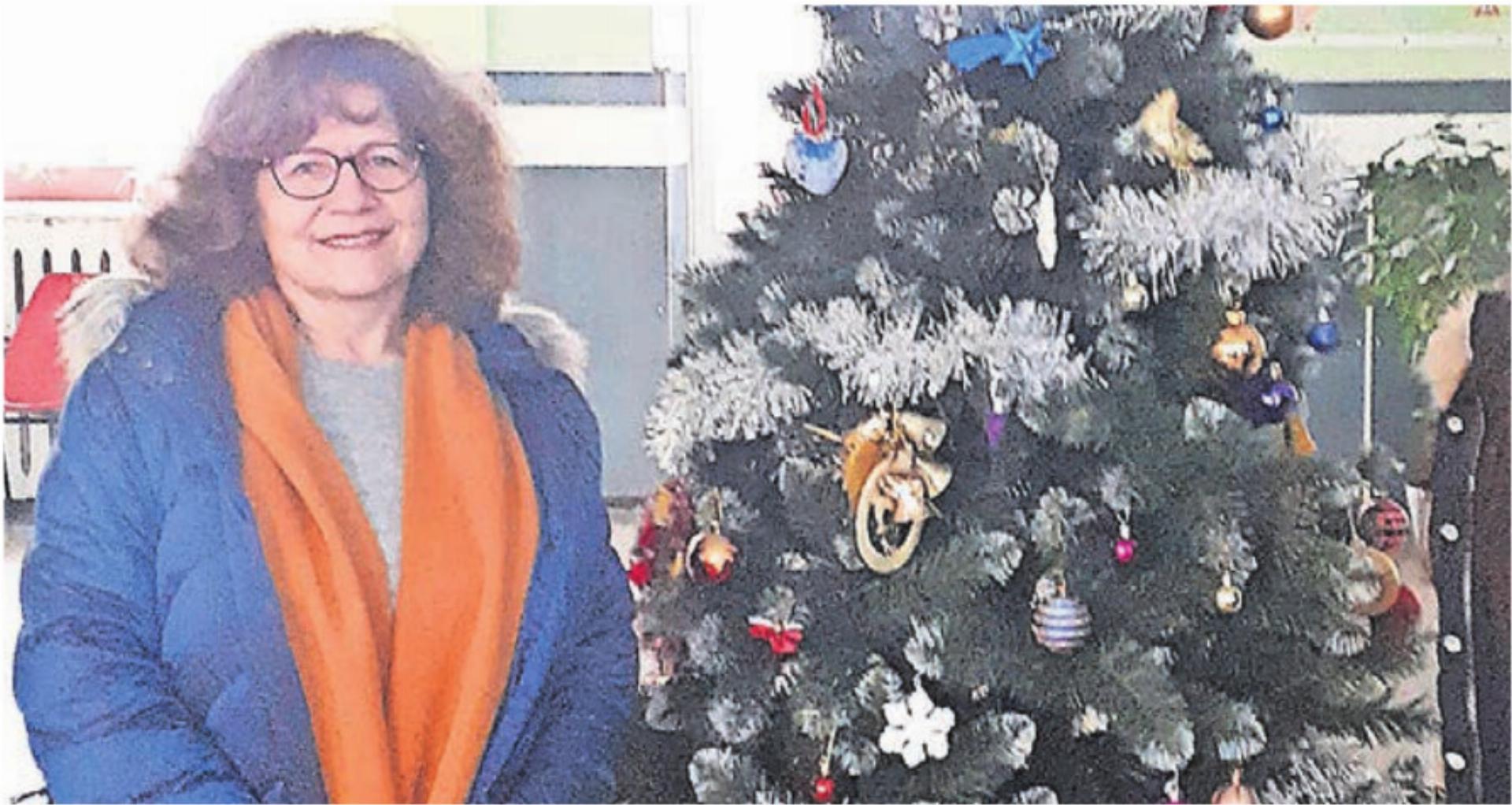 Monika Stirnimann aus Merenschwand engagiert sich für «Pack es Päckli». Bild: zg - Das Bild wird blockiert. – Möglicherweise durch einen aktiven Adblocker.