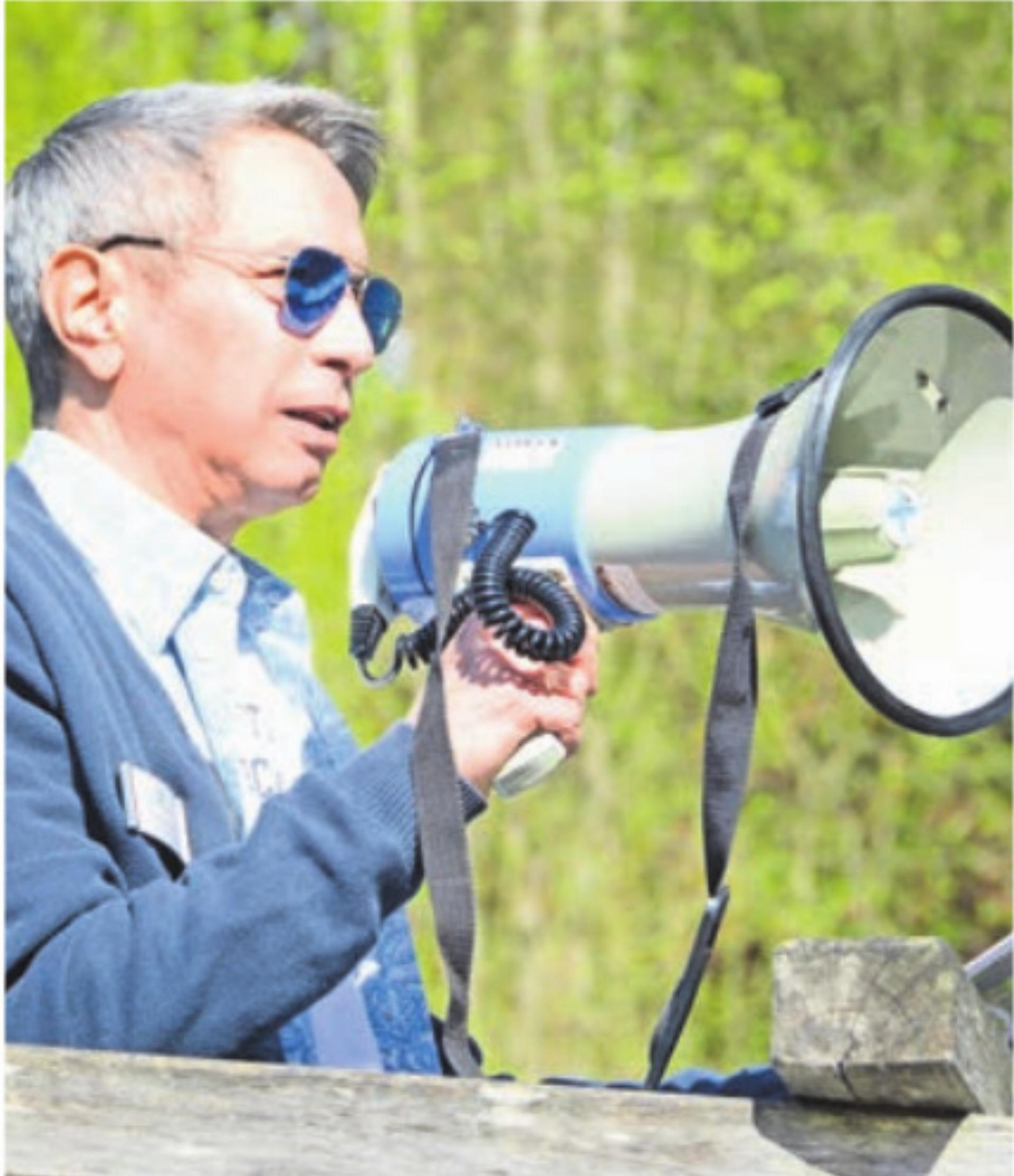 Geschäftsleiter Walter Cassina begrüsste die vielen Gäste am Ostermontag. - Das Bild wird blockiert. – Möglicherweise durch einen aktiven Adblocker.