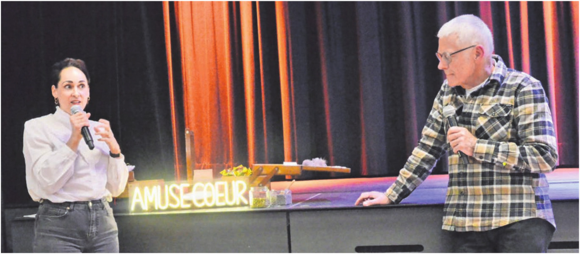 Sie haben ein anspruchsvolles Thema ins Kulturhaus Küngsmatt gebracht: Cline Humm, Suizid-Hinterbliebene, und Jörg Weisshaupt, Suizid-Nachsorger. Bild: Thomas Stöckli - Das Bild wird blockiert. – Möglicherweise durch einen aktiven Adblocker.