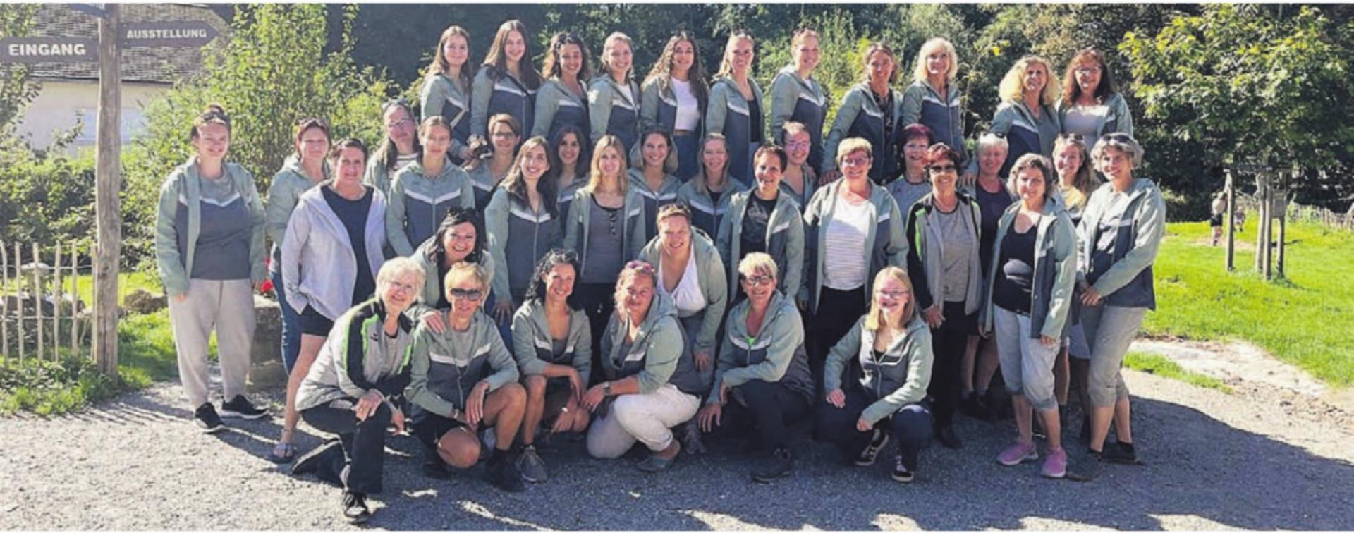 Das Jubiläum gebührend gefeiert – 40 Turnerinnen nahmen an der zweitägigen Reise teil. - Das Bild wird blockiert. – Möglicherweise durch einen aktiven Adblocker.