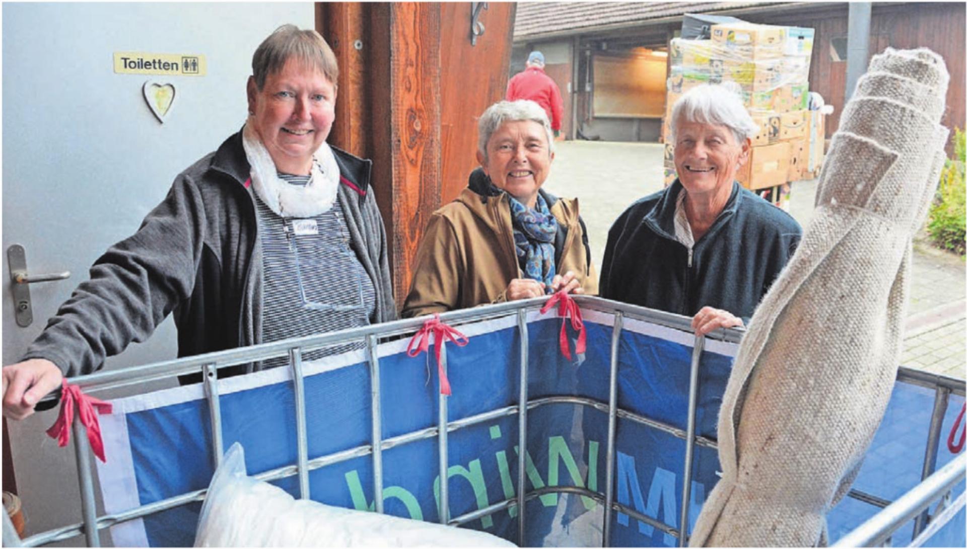 Sie engagieren sich sehr stark für den Verein «Rumänienhilfe Spiez»: (v. l.) Vizepräsident Barbara Siegrist, Kassiererin Christine Lüscher und Präsidentin Margrit Keller-Schild. Bilder: Roger Wetli - Das Bild wird blockiert. – Möglicherweise durch einen aktiven Adblocker.