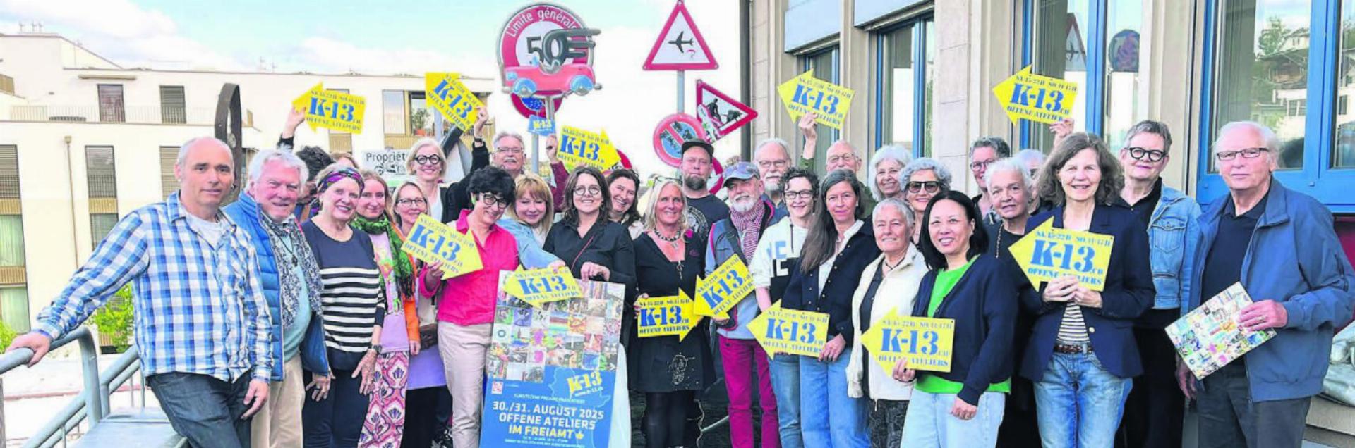 Die Vertreter der Freiämter Kunstszene sind bereit für die gemeinsame Aktion «Offene Ateliers im Freiamt» am 30./31. August. Bilder: Walter Minder