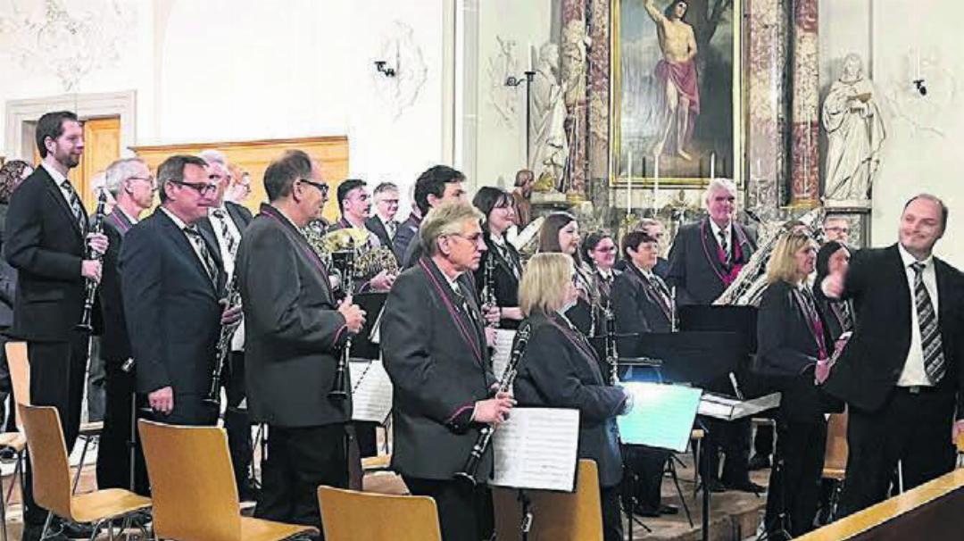 Der Musikverein Wohlen präsentierte ein abwechslungsreiches Programm. Der Musikverein Wohlen präsentierte ein abwechslungsreiches Programm.