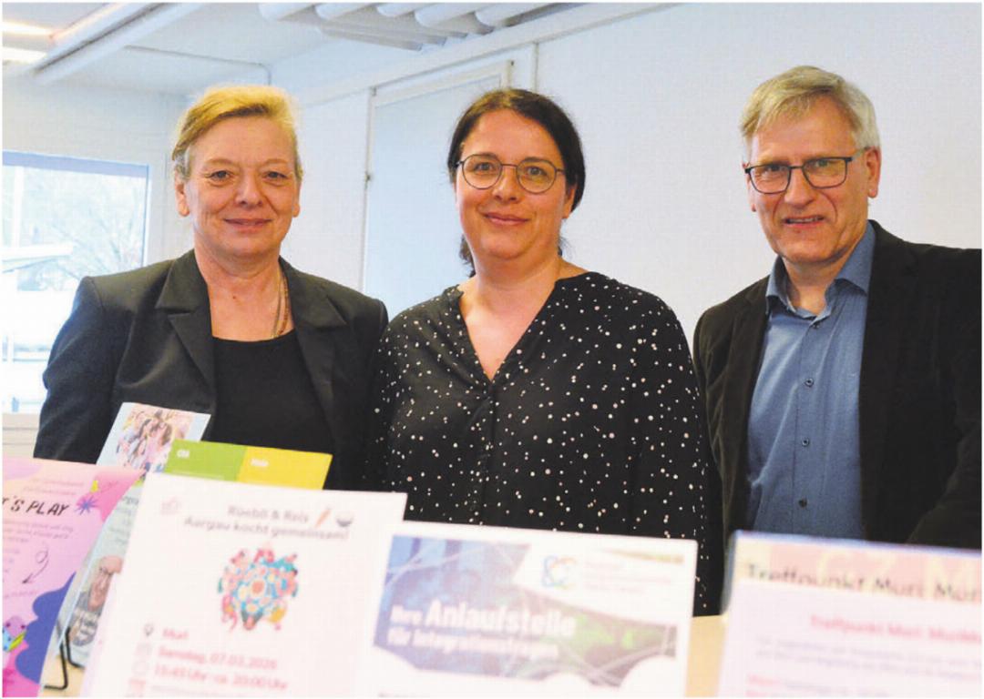 Der Start ist geglückt, von links: Monika Landmann und Ursula Rey vom RIF-Team und Präsident Daniel Räber. Es fehlt: Anna Rotzetter. Bild: Annemarie Keusch Der Start ist geglückt, von links: Monika Landmann und Ursula Rey vom RIF-Team und Präsident Daniel Räber. Es fehlt: Anna Rotzetter. Bild: Annemarie Keusch