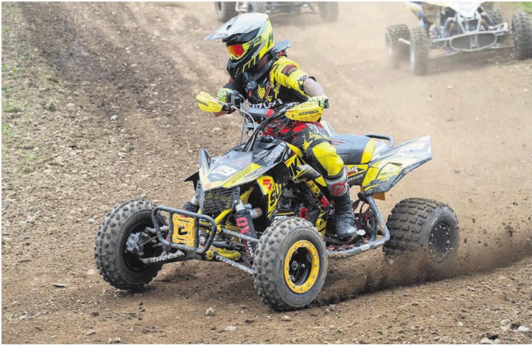 Neben den Motorrädern konnten auch die Quads durchaus Staub aufwirbeln. Neben den Motorrädern konnten auch die Quads durchaus Staub aufwirbeln.
