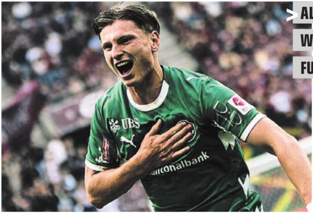 ALESSANDRO VOGT (20)
WOHLEN / FC ST. GALLEN
FUSSBALL
Was für ein Fussballjahr für Alessandro Vogt. Der einstige Junior des FC Wohlen unterzeichnet im Sommer einen Profivertrag beim FC St. Gallen bis 2029 – und startet dann so richtig durch. Der Stürmer entzückt die Fussball-Schweiz mit seinen Toren und wird zum Shootingstar. In der Torschützenliste der Super League ist er mit aktuell acht Toren vorne dabei. Er debütiert auch in der U21-Nati und erzielt dort bis Ende Jahr zwei Tore. ALESSANDRO VOGT (20)
WOHLEN / FC ST. GALLEN
FUSSBALL
Was für ein Fussballjahr für Alessandro Vogt. Der einstige Junior des FC Wohlen unterzeichnet im Sommer einen Profivertrag beim FC St. Gallen bis 2029 – und startet dann so richtig durch. Der Stürmer entzückt die Fussball-Schweiz mit seinen Toren und wird zum Shootingstar. In der Torschützenliste der Super League ist er mit aktuell acht Toren vorne dabei. Er debütiert auch in der U21-Nati und erzielt dort bis Ende Jahr zwei Tore.