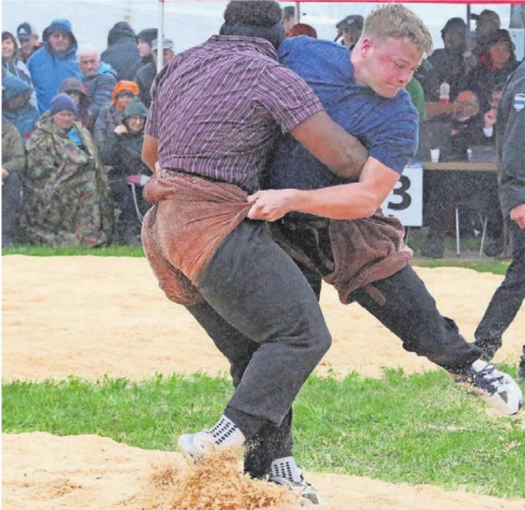 Pascal Joho (rechts) verlor nur gegen Eidgenosse Lüscher und holt sich Rang 2b. Pascal Joho (rechts) verlor nur gegen Eidgenosse Lüscher und holt sich Rang 2b.