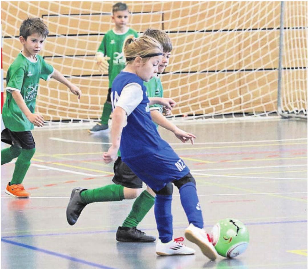 Auch die Kleinsten kamen zum Einsatz. Am Sonntag standen die Turniere der G1- und G2-Junioren auf dem Programm. Auch die Kleinsten kamen zum Einsatz. Am Sonntag standen die Turniere der G1- und G2-Junioren auf dem Programm.