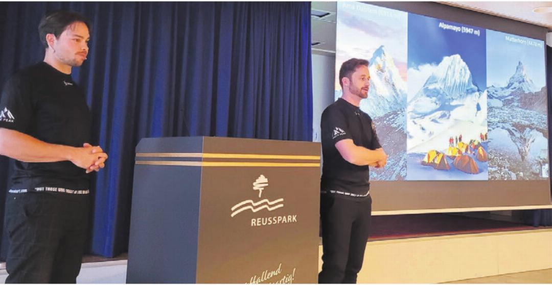 Alexander Barden (links) und Stefan Jungen haben zwei der drei wohl schönsten Gipfel der Welt schon bestiegen, den Alpamayo in Peru und das Schweizer Matterhorn. Der Ama Dablam in Nepal fehlt ihnen noch. Alexander Barden (links) und Stefan Jungen haben zwei der drei wohl schönsten Gipfel der Welt schon bestiegen, den Alpamayo in Peru und das Schweizer Matterhorn. Der Ama Dablam in Nepal fehlt ihnen noch.