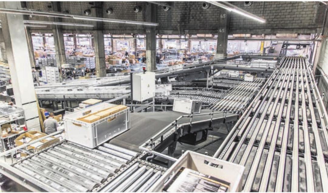 Vom Stahlwerk zum Logistikzentrum: In den ehemaligen Hallen der Ferrowohlen ist neues Leben eingekehrt. Bilder: pd Vom Stahlwerk zum Logistikzentrum: In den ehemaligen Hallen der Ferrowohlen ist neues Leben eingekehrt. Bilder: pd