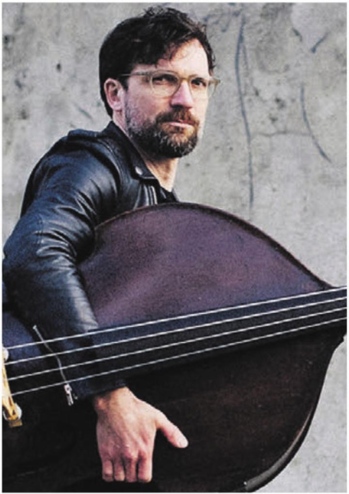 Nächster Gast im Pflegidach: Jazz-Kontrabassist Makar Novikov. Bild: zg