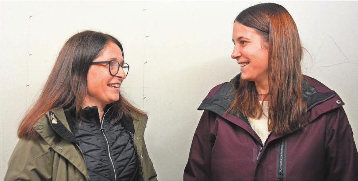 Mit viel Herzblut engagieren sich Dania Del Sole (links) und Nadia Fischer im Verein Kompetenzzentrum Freiamt. Bild: Annemarie Keusch Mit viel Herzblut engagieren sich Dania Del Sole (links) und Nadia Fischer im Verein Kompetenzzentrum Freiamt. Bild: Annemarie Keusch
