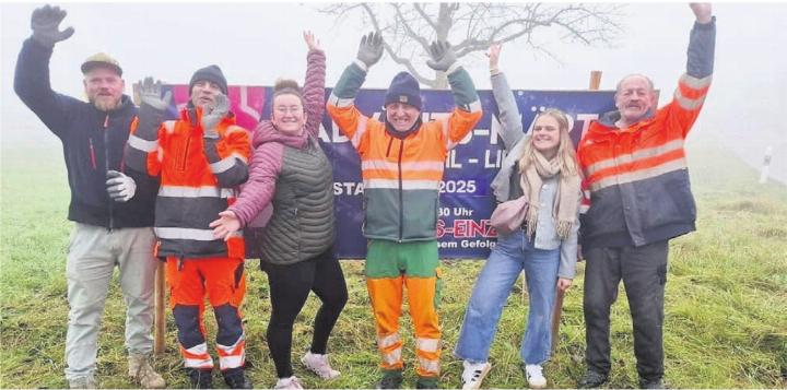 Das OK Advänts-Märt freut sich auf die Besucher, um sich mit ihnen in die erste Adventsnacht einzustimmen. Bild: zg