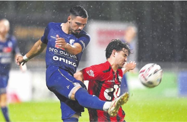 Im Hinspiel siegte Wohlen 2:1. Nun gab es für die Freiämter (links Edison Golaj) eine Pleite in einem Spiel ohne grosse Höhepunkte. 
Bild: awa/Archiv