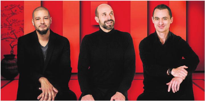 Die Musiker (von links) Luques Curtis, Claude Diallo und Tupac Mantilla kann man vereint auf einer Bühne in Oberwil-Lieli erleben. Bild: zg