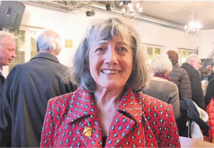 Sie ist studierte Biologin und Spezialistin für Lernprozesse. Dieses Wissen hat sie nach einem Schicksalsschlag für sich selbst angewandt. Daraus ist das Buch «Solo – Alleinsein als Chance» entstanden. Bild: Verena Anna Wigger