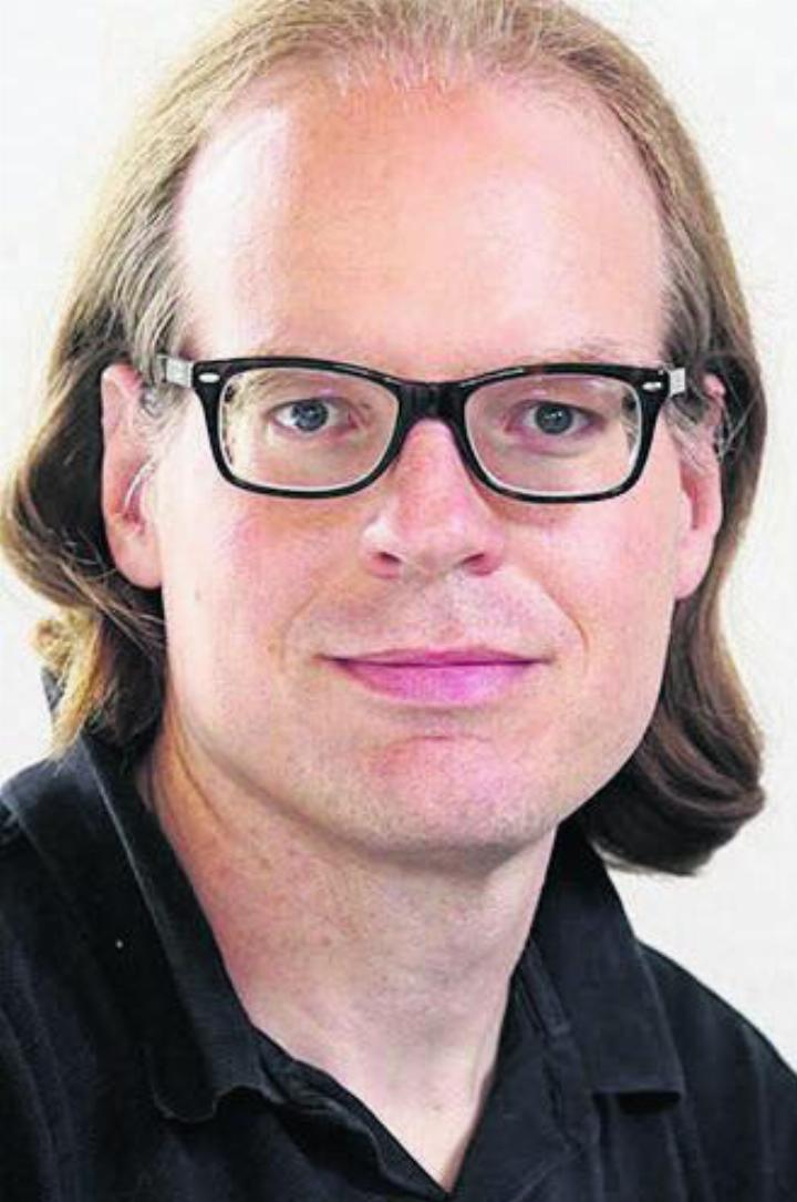 Roger Wetli,
Redaktor.