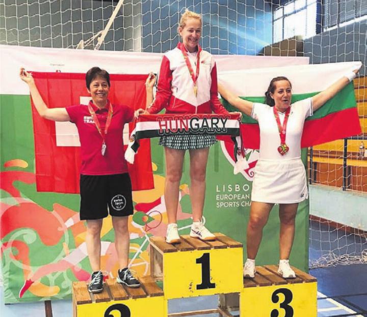 Dreimal Silber, einmal Bronze – Sandra Strebel (links) holte vier Medaillen an den European Transplant Sports Championships. Bild: zg