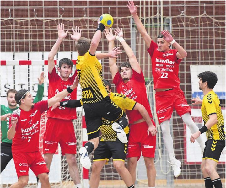 Die Murianer Abwehr muss gegen Willisau kompakt stehen, um sich beide Punkte zu sichern. Bild: tvm