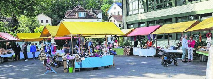 Gutes Wetter, tolle Stimmung, gemütlicher Herbstanlass – so lässt sich der Anlass in Rottenschwil zusammenfassen. Bild: zg
