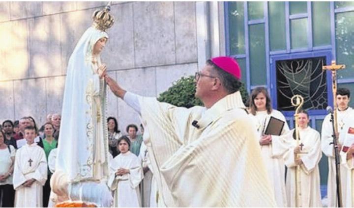 Bischof Felix Gmür sendete die Statue der Madonna von Fatima aus. Bild: zg