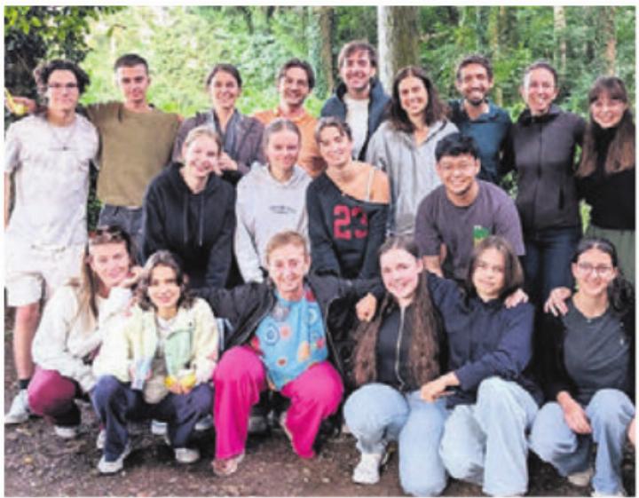 Auch ein Grillabend gehört dazu. Bild: zg