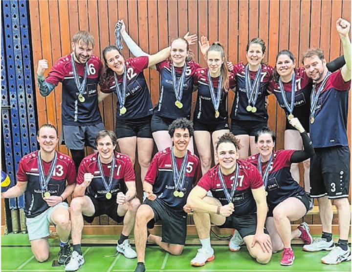 Das hocherfolgreiche Mixed-Team von Volley Mutschellen. Bild: zg