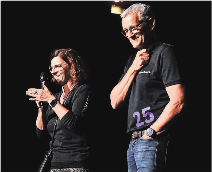 Mit viel Herzblut stehen Ruth und Balz Käppeli hinter dem Cabarena. 2027 hören sie auf. Bild: zg