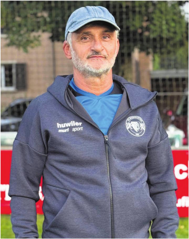 Hat in den ersten drei Spielen der Rückrunde mit dem FC Bremgarten immer gepunktet: Trainer Salvatore Romano. Bild: Archiv/zg