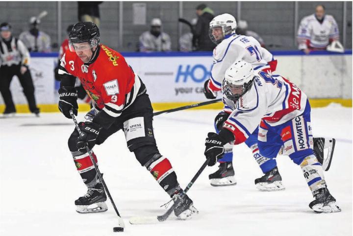 Fi-Gös Kevin Barz (links) zieht gegen Wohlens Raphael Amstutz davon. Behält der Favorit auch diesmal die Oberhand? Bild: Archiv/awa