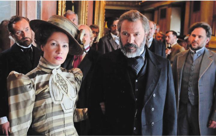 Am kommenden Freitag wird im Pfarrhaus der Film «Eine Liebe für den Frieden» gezeigt. Dabei geht es um die Begegnung der Friedenskämpferin Bertha von Suttner und des Chemikers Alfred Nobel. Bilder: zg/Archiv