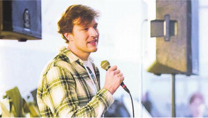 Jonas Arnet bei der Einweihung des Kulturwerks Bleichi. Bild: Archiv