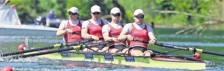 Der Olympia-Vierer ohne Steuermann. Ganz links: Tim Roth (Captain, vom Grasshoppers Club Zürich). Die drei Teamkollegen sind Kai Schätzle (Seeclub Luzern), Patrick Brunner (Seeclub Sempach) und Joel Schürch (Seeclub Sursee). Bild: Swiss Rowing / Detlef Seyb