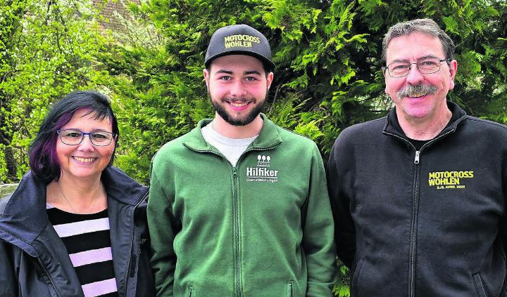 Ob OK-Präsident, Bauchef oder als Präsidentin des Vereins: Die Familie Hilfiker packt am Motocross Wohlen tatkräftig an. Von links: Gisela, Mathias und Ueli.