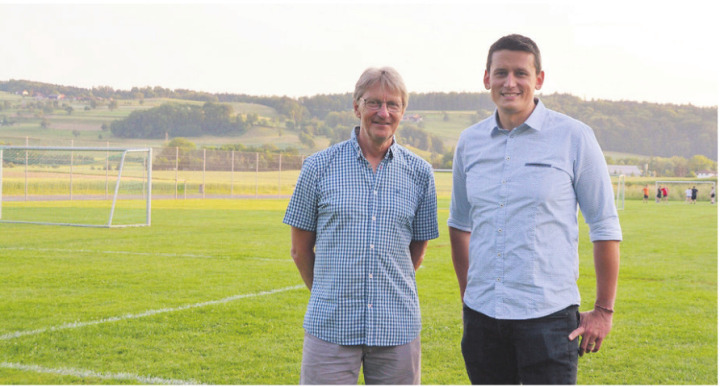 Im Juni 2023 informierten Michael Zehn (links) und Pascal Vontobel die Bevölkerung. Nun wird es konkret. Bild: Archiv