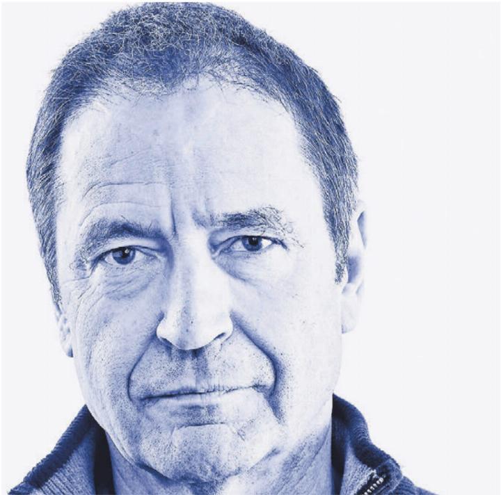 Walter Sigi Arnold liest im Kellertheater. Bild: zg