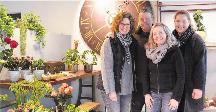 Miriam und Udo Wanninger mit ihren beiden Mitarbeiterinnen Elsbeth Julmi und Fabienne Hintermann (von links). Bild: Annemarie Keusch