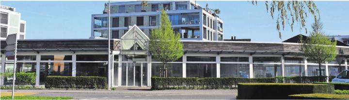 Die Firma Dosenbach Ochsner AG Schuhe und Sport wird im kommenden Herbst definitiv ins ehemalige Azag-Gebäude einziehen. Bild: dm