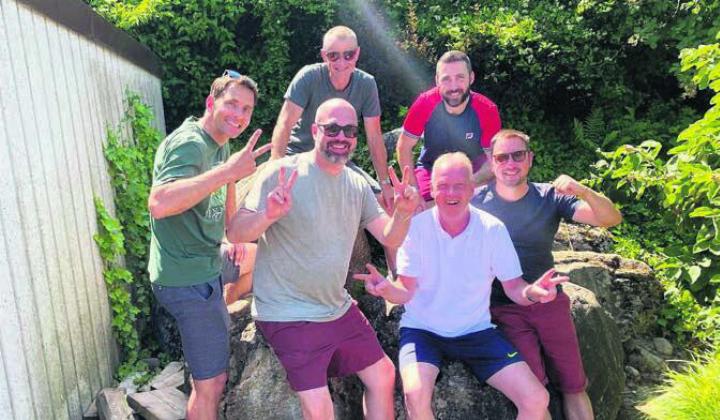 In dieser Saison spielten in dieser Mannschaft für den TC Muri: Beni Halter, Sigi Siegwart, Alessandro Lepore, Beat Notter, Charles Frank, Dominik Burkhard, Sebi Strebel und Stefan Sprenger. Ein grosser Dank geht an Captain Carlo Saner und den TC Muri. Bild: zg