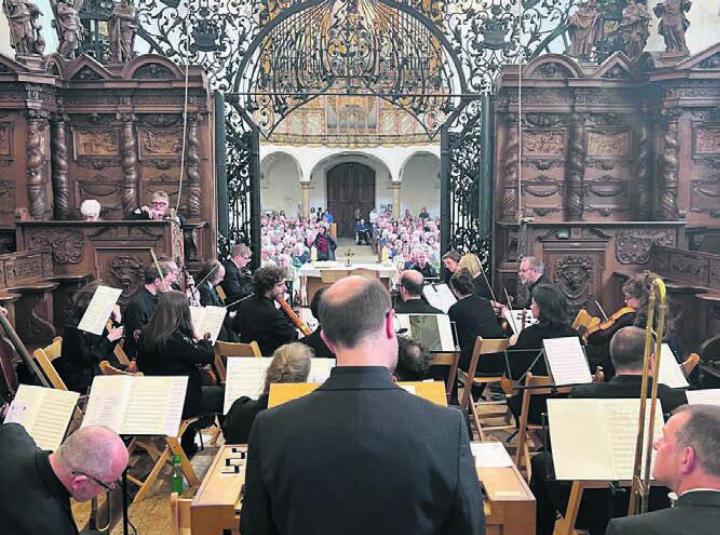 Der Kirchenchor genoss den Auftritt zu Pfingsten in der Klosterkirche. Bild: zg