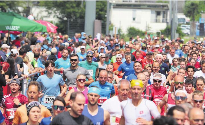 An der Beliebtheit hat es nicht gelegen: 2025 nahmen rund 750 Menschen am Pfingstlauf teil. Im nächsten Jahr setzt der beliebte Event aus. Bilder: spr
